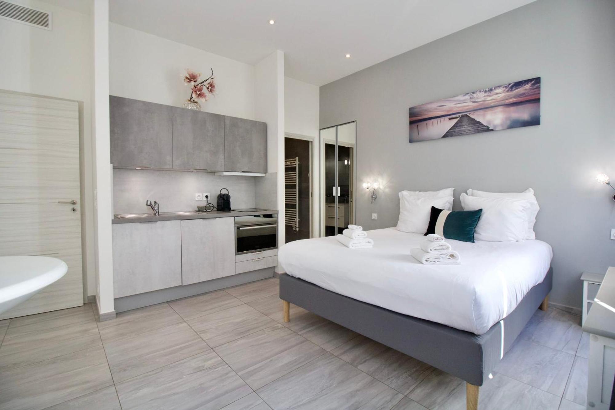 4 Bedrooms 4 Bathrooms Terrace Cannes Exteriör bild