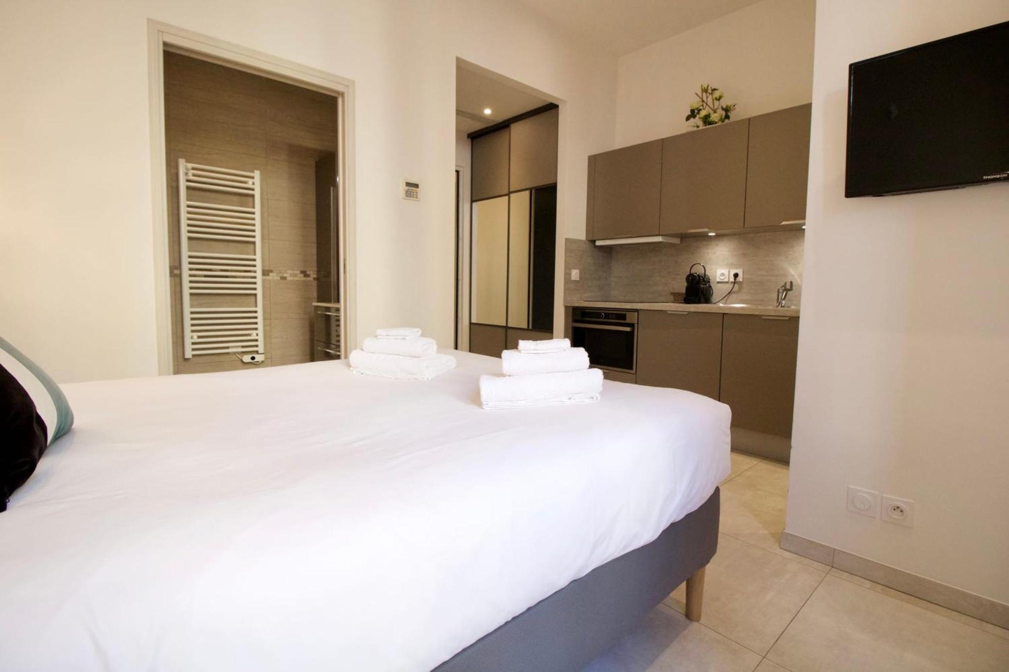 4 Bedrooms 4 Bathrooms Terrace Cannes Exteriör bild