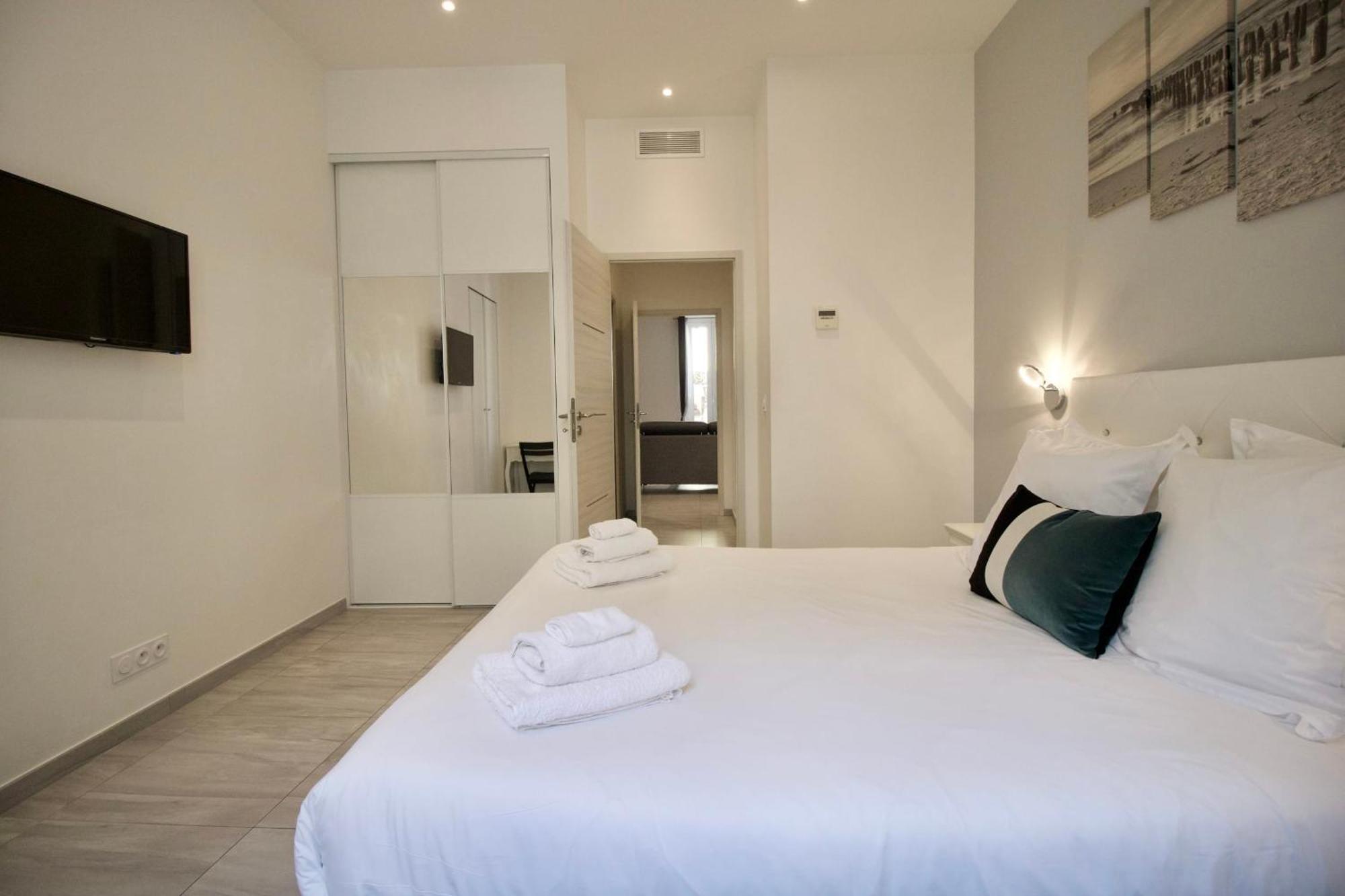 4 Bedrooms 4 Bathrooms Terrace Cannes Exteriör bild